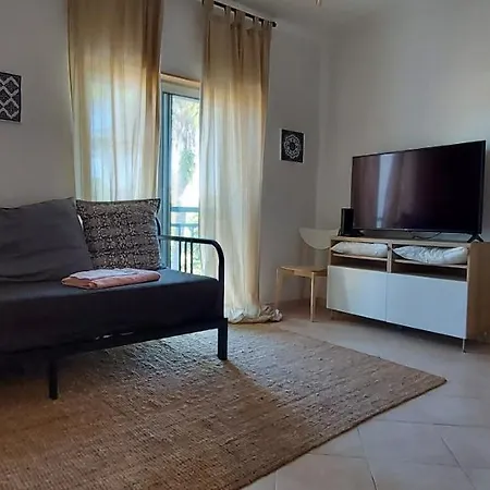 Apartamento Piscina 5 Minutos *