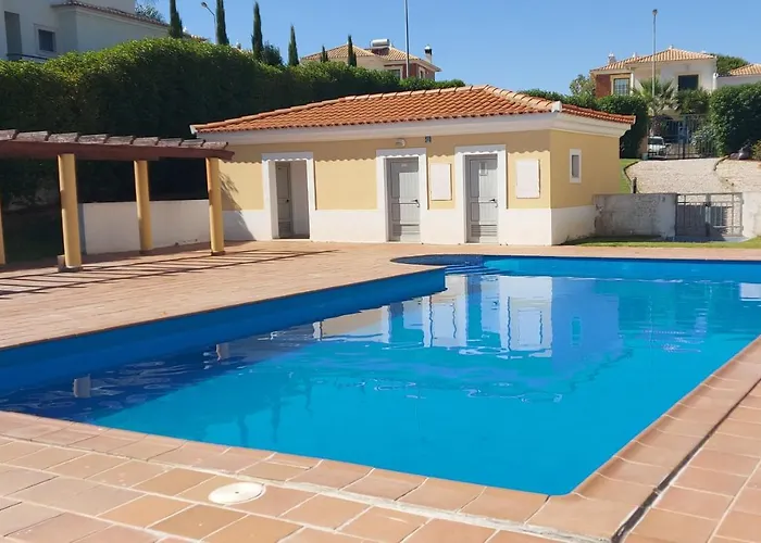 Lägenhet Piscina 5 Minutos